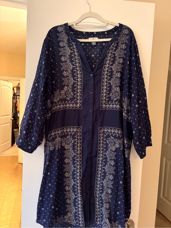 Old Navy Dresses & Skirts - Old Navy Navy and White Long-Sleeve Button-Front Dress